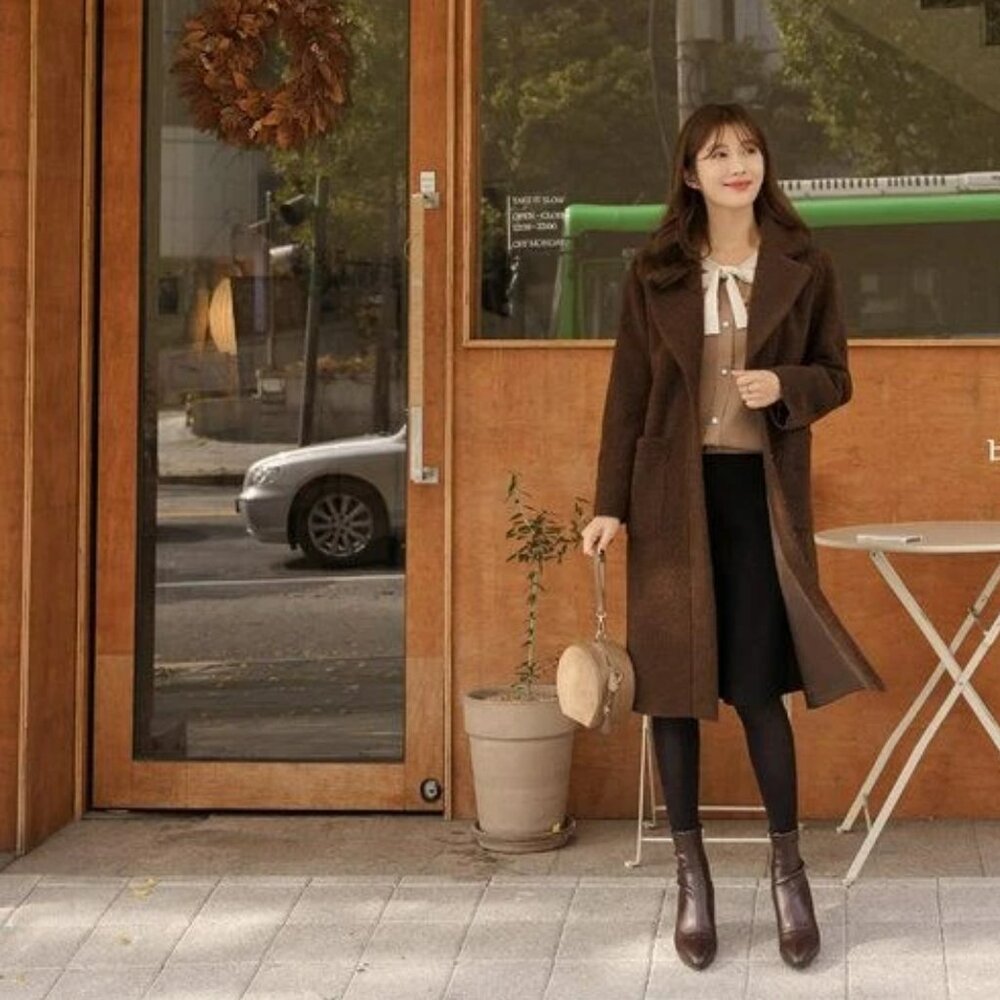 Classic 80% Wool Black Hand-Made A-Line Skirt – Timeless Investment Piece